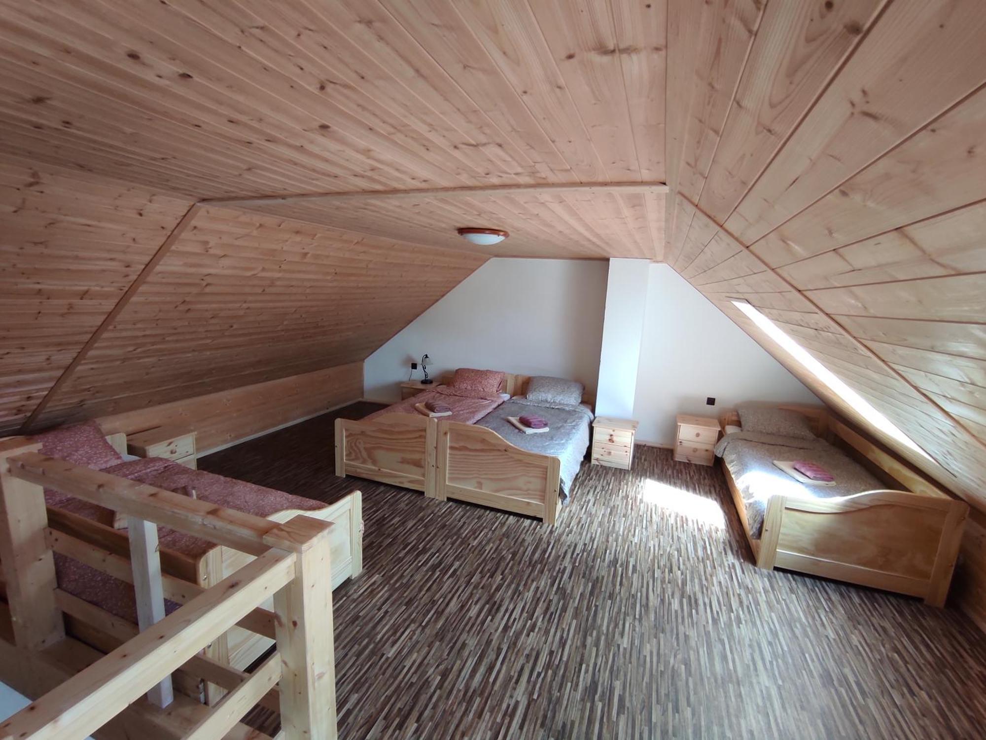 Apartamento Statek Tomandlov Driten Exterior foto